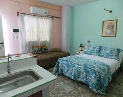 Entire House / Apartment Green Apartment (Santiago de Cuba, Cuba)