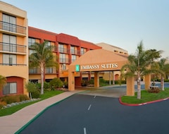 Khách sạn Embassy Suites by Hilton San Luis Obispo (San Luis Obispo, Hoa Kỳ)
