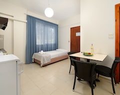 Otel Anthos Apartments (Plakias, Yunanistan)
