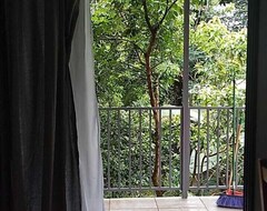 Toàn bộ căn nhà/căn hộ Río Celeste Katira, Private Room Overlooking Green Areas (Katira, Costa Rica)