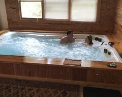 Entire House / Apartment Special 20% Off Aug-Oct 3 Br Log Cabin Indoor/Outdoor Pool ,Sauna,Gym Yours Only (Wellborn, USA)