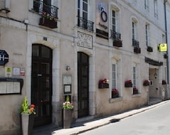 Khách sạn Logis - Ô Prestige (Baugé, Pháp)