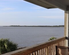 Toàn bộ căn nhà/căn hộ Gulf Front Condo With Birds Eye Views (Cedar Key, Hoa Kỳ)