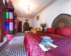 Hotel Riad Dar Chrifa (Fès, Morocco)