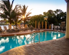 Khách sạn Holiday Inn Club Vacations Sunset Cove Resort, An Ihg Hotel (Đảo Marco, Hoa Kỳ)