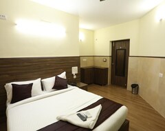 Khách sạn Season 4 Residences - Nungambakkam (Chennai, Ấn Độ)