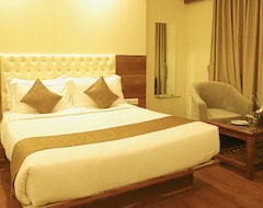 Khách sạn Sai Neem Tree Hotel (Shirdi, Ấn Độ)