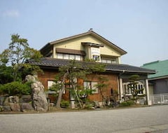 Pensión Tsujiwaku Land Minshuku Tea Ya (Uozu, Japón)