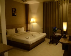 Hotel Galaxy (Mathura, India)