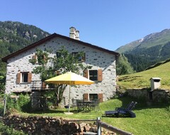 Tüm Ev/Apart Daire Ferienhaus Beni (Poschiavo, İsviçre)