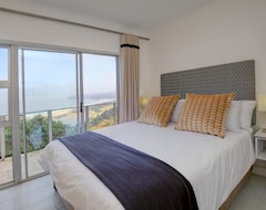 Otel Infinity Blue Luxury Accommodation (Wilderness, Güney Afrika)