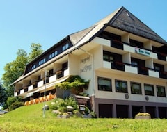 Khách sạn Hotel Kreuz Höhengasthof (Breitnau, Đức)