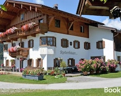 Khách sạn Biobauernhof Und Ferienhaus Riederbauer (Walchsee, Áo)