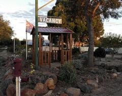 Clunes Motel (Clunes, Australia)