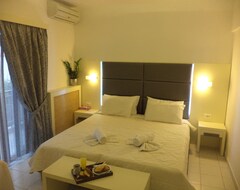 Hotelli Bicorna Rooms (Almirida, Kreikka)