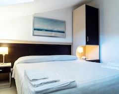 Hotel Il Cantone Del Faro Rooms & Apartments (Taormina, Italien)