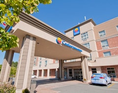Khách sạn Comfort Inn & Suites Surrey (Surrey, Canada)