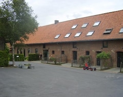 Otel Het Neerhof (Heuvelland, Belçika)