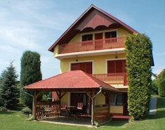 Khách sạn Zoltán Nyaraló (Zalakaros, Hungary)