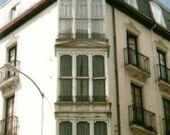 Majatalo Pension Casa 400 (Vitoria, Espanja)