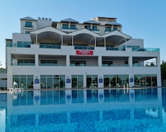 Khách sạn Ramada Resort By Wyndham Kizkalesi (Erdemli, Thổ Nhĩ Kỳ)