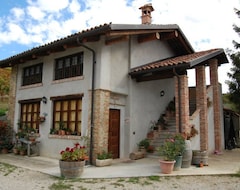 Casa rural Agriturismo 'd Raine (Montelupo Albese, Ý)