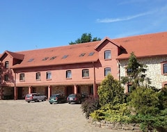 Nhà nghỉ Hostel Milosz (Lubicz, Ba Lan)