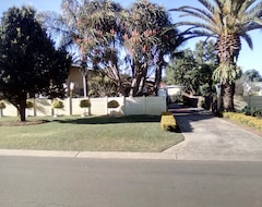 Khách sạn His Glory Guest House (Vryheid, Nam Phi)