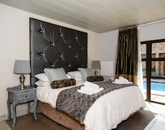 Nhà nghỉ Dormio Manor Guest Lodge (Secunda, Nam Phi)