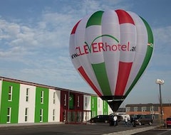 Khách sạn Cleverhotel (Herzogenburg, Áo)
