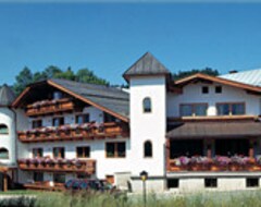 Hotel Zum Sternenhof (Kössen-Schwendt, Austria)