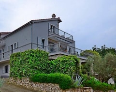 Tüm Ev/Apart Daire Apartment Ivona (Stomorska, Hırvatistan)