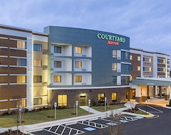 Khách sạn Courtyard by Marriott Stafford Quantico (Stafford, Hoa Kỳ)