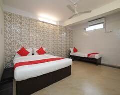 Oyo 29093 Hotel A3 & Restaurant (Nagpur, Indija)