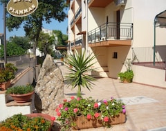 Hotel Plammas (Santa Maria Navarrese, Italien)