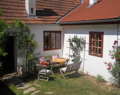 Toàn bộ căn nhà/căn hộ Come With Friends And Enjoy The Peace That Our House Radiates. (Eggenburg, Áo)