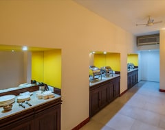 Hotel Home@F37 Kailash Colony Metro (Delhi, India)