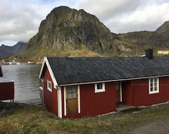 Aparthotel Lofoten Bed & Breakfast Sorvagen - Fisherman Cabins (Moskenes, Noruega)