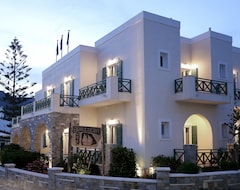 Khách sạn Brazzera Hotel (Finikas, Hy Lạp)