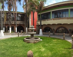 Khách sạn Oyo Hotel Hacienda Tonalmain (Tonala, Mexico)