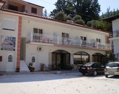 Khách sạn Delfini (Skala Potamia, Hy Lạp)
