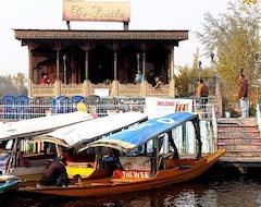 Hotel De-Laila Houseboats (Srinagar, India)