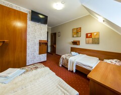 Hotelli Pensjonat Pod Tatrami (Szaflary, Puola)