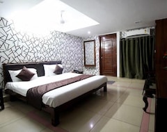 Hotel Seven Karnavati Resort (Ahmedabad, Indija)