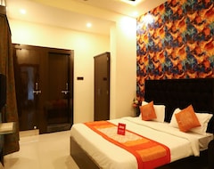Hotel OYO 10781 Parashar Legacy (Nagpur, India)