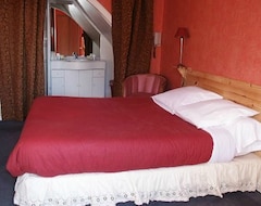 Hotel Hostellerie Charmes et Traditions du Beffroy (Besse-et-Saint-Anastaise, France)
