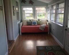 Entire House / Apartment Play & Relax At The Bungalow! Easily Walk To Beautiful Herrington Harbour South! (North Beach, USA)