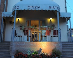 Otel Cinzia (Comacchio, İtalya)