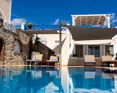 Hotel Thira (Fira, Greece)