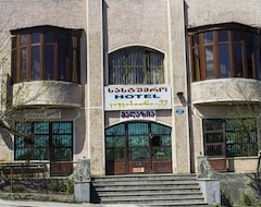 Khách sạn Kavkasioni 33 (Telavi, Georgia)